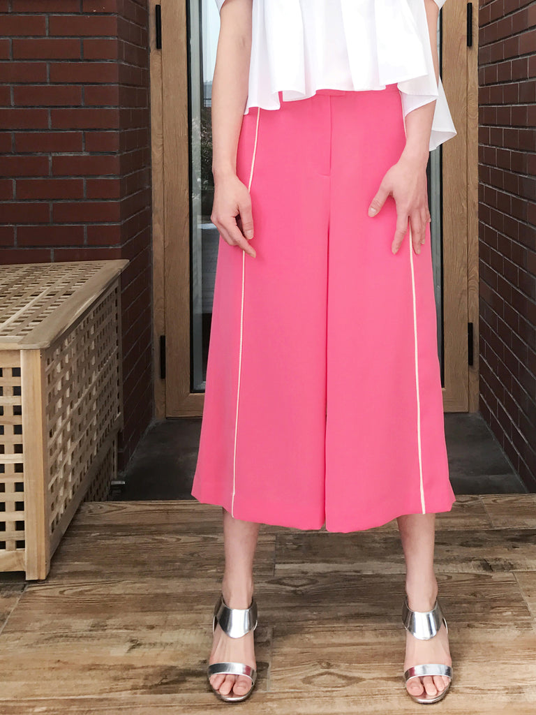 Pinky-Day! Edge Piping Cropped Pink Trousers