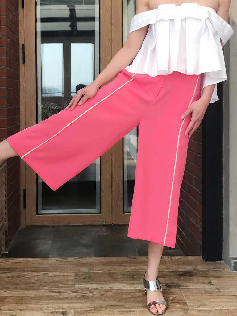 Pinky-Day! Edge Piping Cropped Pink Trousers