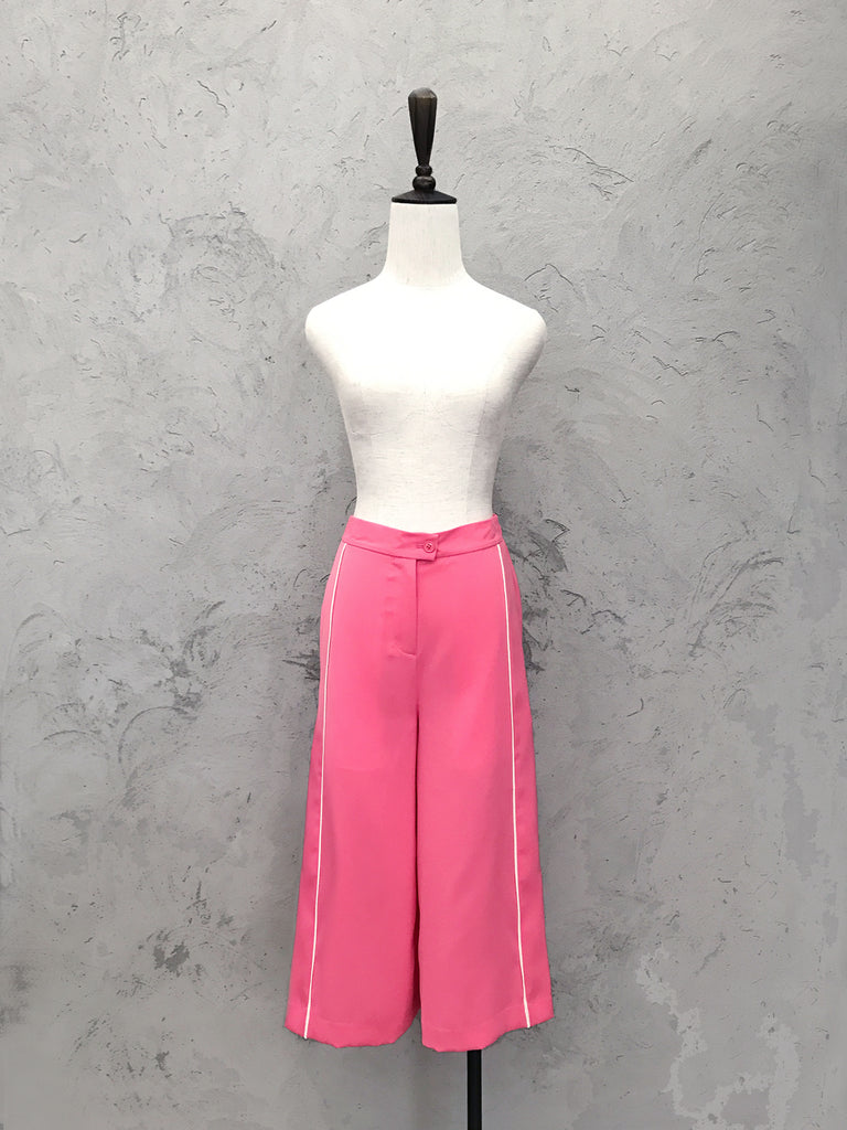 Pinky-Day! Edge Piping Cropped Pink Trousers