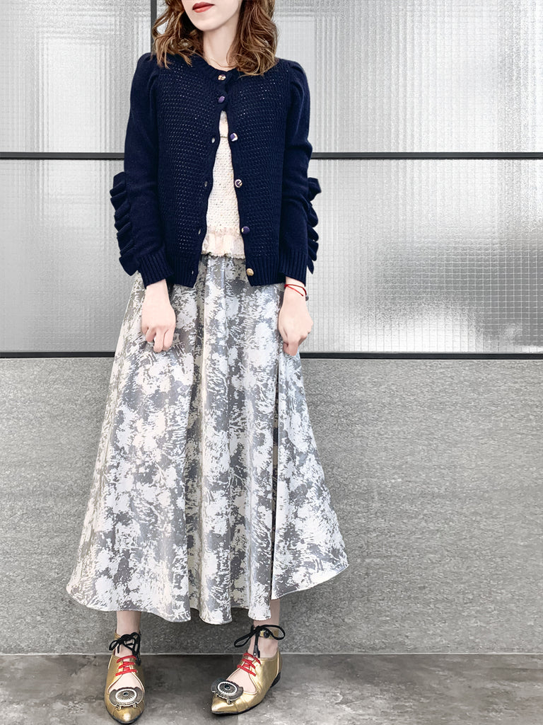 驚喜促銷!深海軍藍扇貝門襟荷葉邊羊毛和羊絨開襟衫