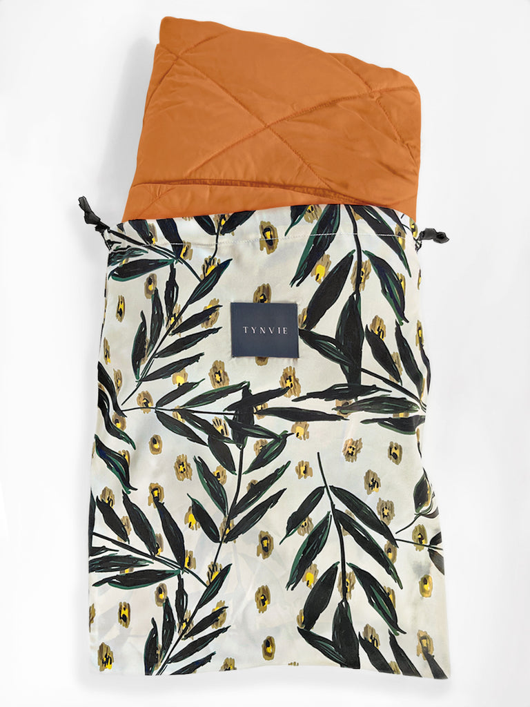 驚喜促銷! Marmalade 褶邊肩部長絎縫羽絨馬甲