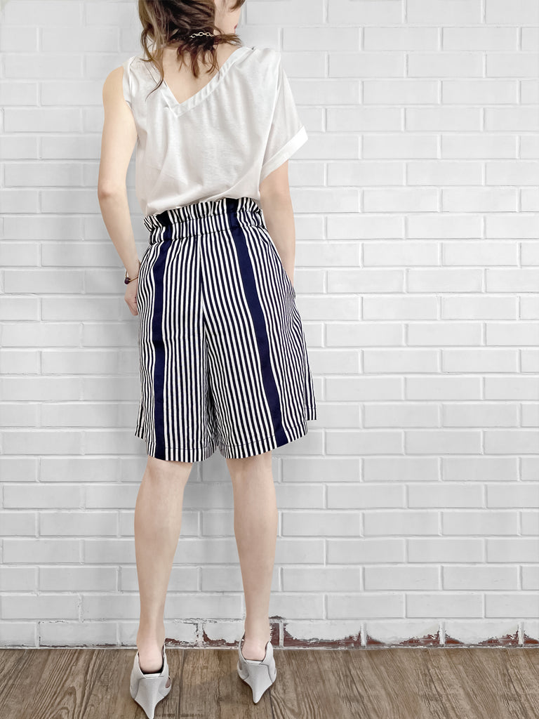 SPECIAL! White Asymmetric Neck Roll Sleeve Tee