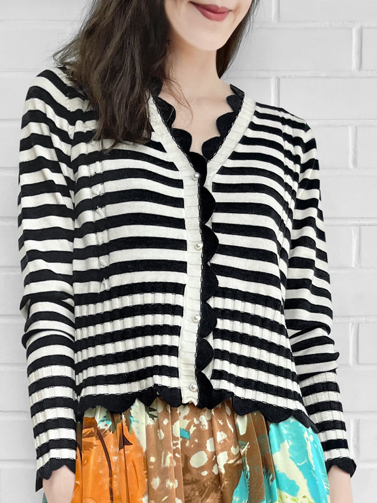 Surprise Sale! Mono Stripe Scalloped Cashmere & Wool Cropped Cardigan