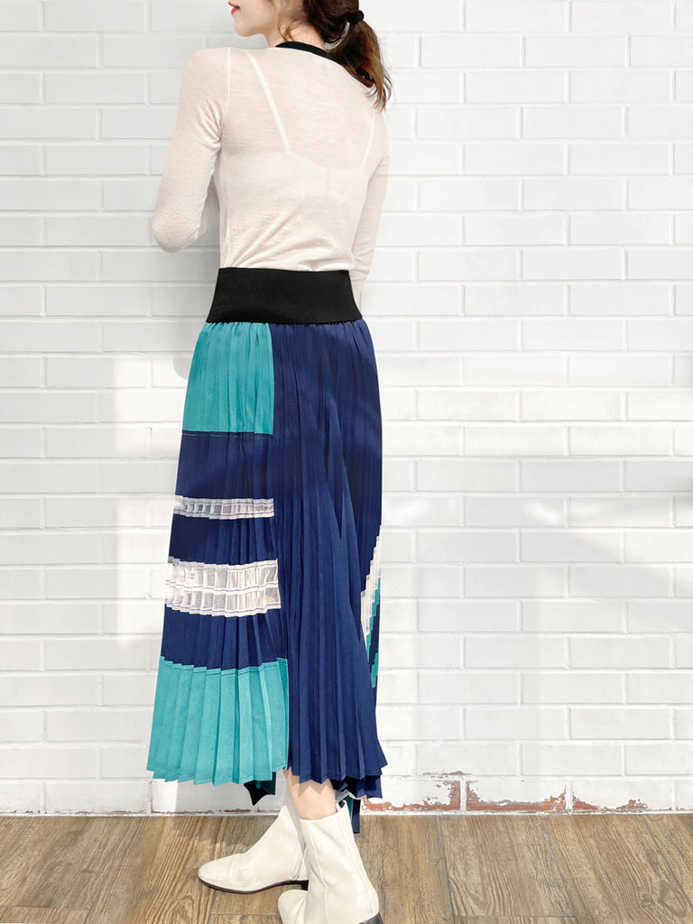 SPECIAL! Cream/ Black Contrast Trim Merino Wool Jumper