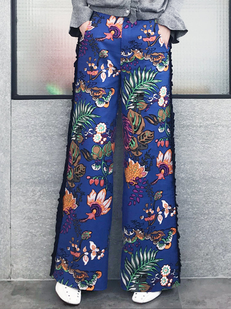 Further Sale! Lustrous Floral Print Ruffle Sides Wide-Leg Trousers