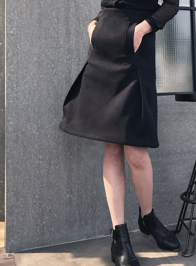 進一步出售!黑色荷葉邊寬下擺半身裙