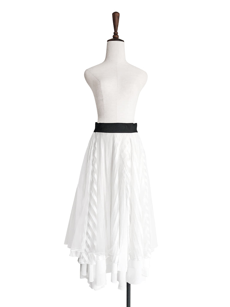 Surprise Sale! Layer Textured White Tulle Maxi Skirt
