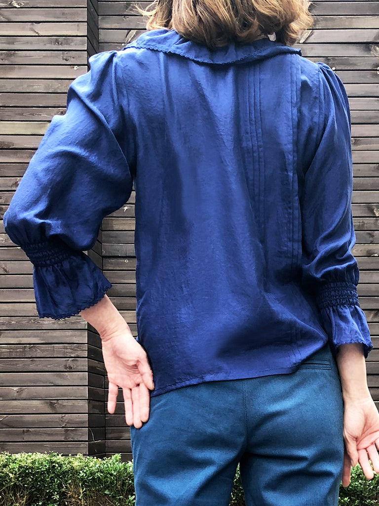 Further Sale! Blue Silk Ruffle Collar Pleats Panel Blouse