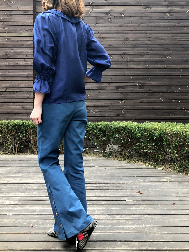 Further Sale! Blue Silk Ruffle Collar Pleats Panel Blouse