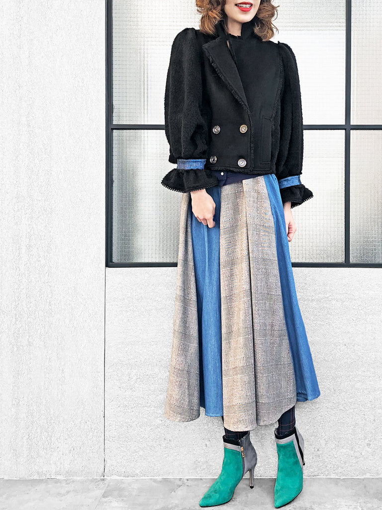 Last Chance! Black Tonal Woollen Furry Sleeves Short Trench Coat