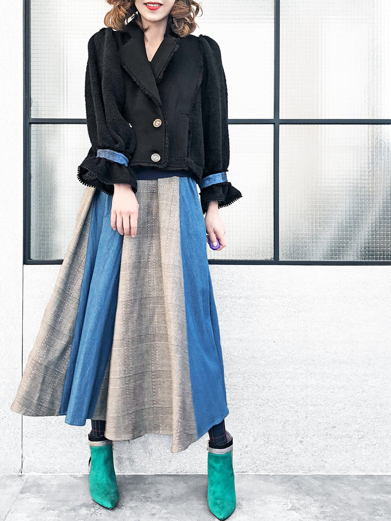 Last Chance! Black Tonal Woollen Furry Sleeves Short Trench Coat