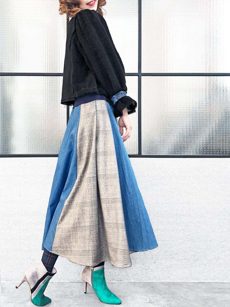 Last Chance! Black Tonal Woollen Furry Sleeves Short Trench Coat