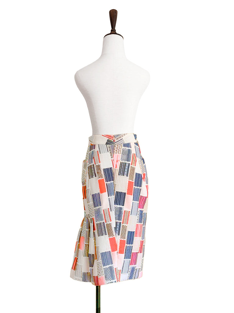 Surprise Sale! Ivory Stitches Pattern Single Pleat Pencil Skirt