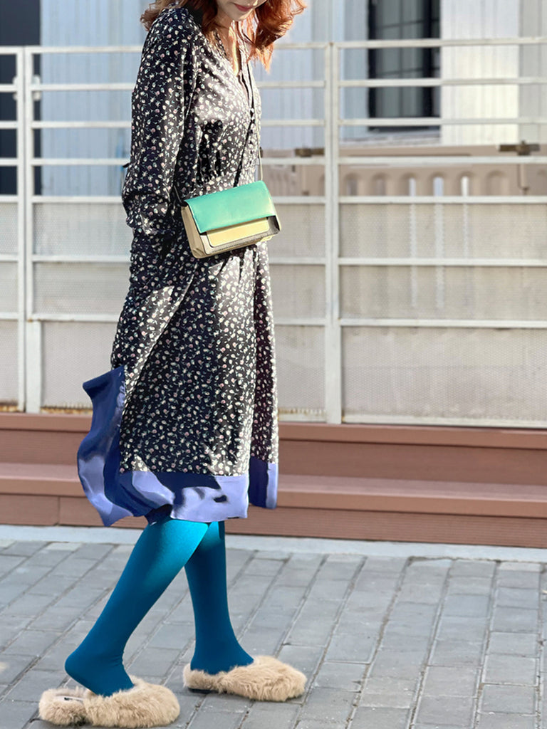 驚喜促銷!花卉印花絲質拼接 V 領手帕連身裙