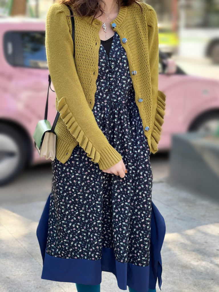 驚喜促銷!花卉印花絲質拼接 V 領手帕連身裙