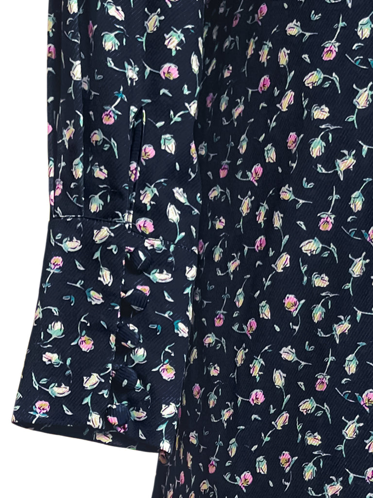 驚喜促銷!花卉印花絲質拼接 V 領手帕連身裙