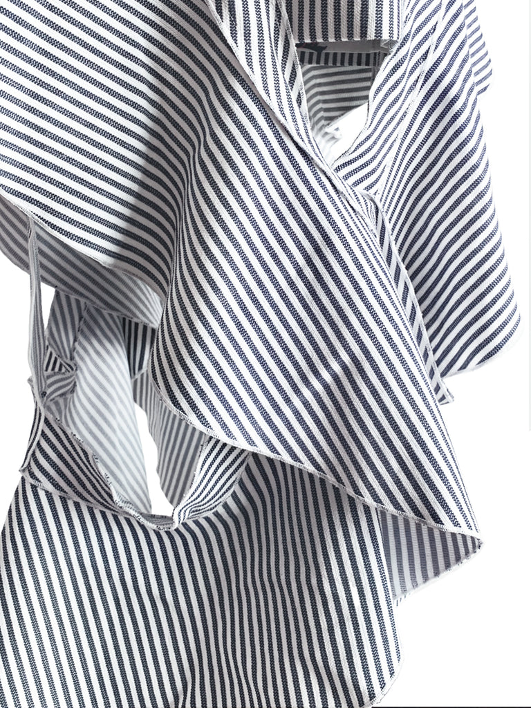 驚喜促銷!藍灰色搭配白色條紋荷葉邊鏤空半身裙