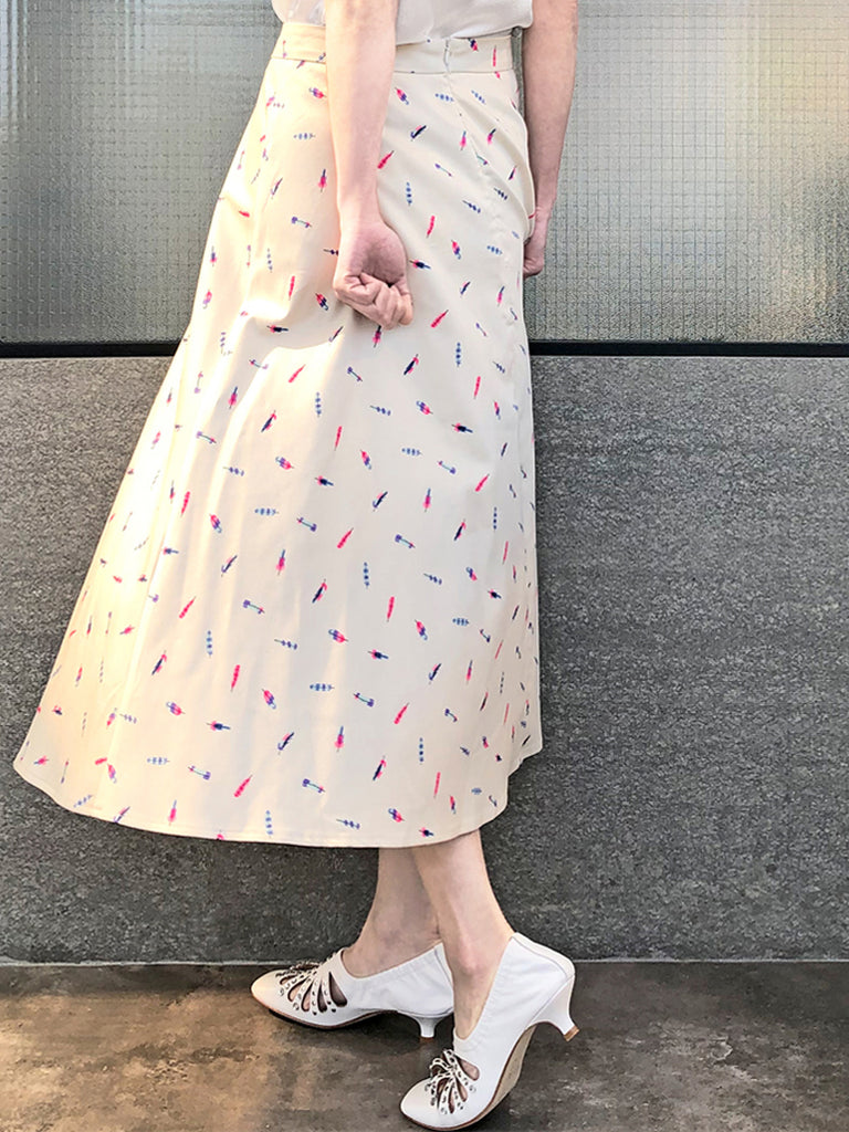 最後促銷!羽毛印花棉混紡繫帶腰圍裙