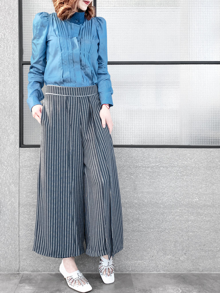 Surprise Sale! Light Denim Pleat Front Puff Sleeve Button-Up Tencel Blend Shirt