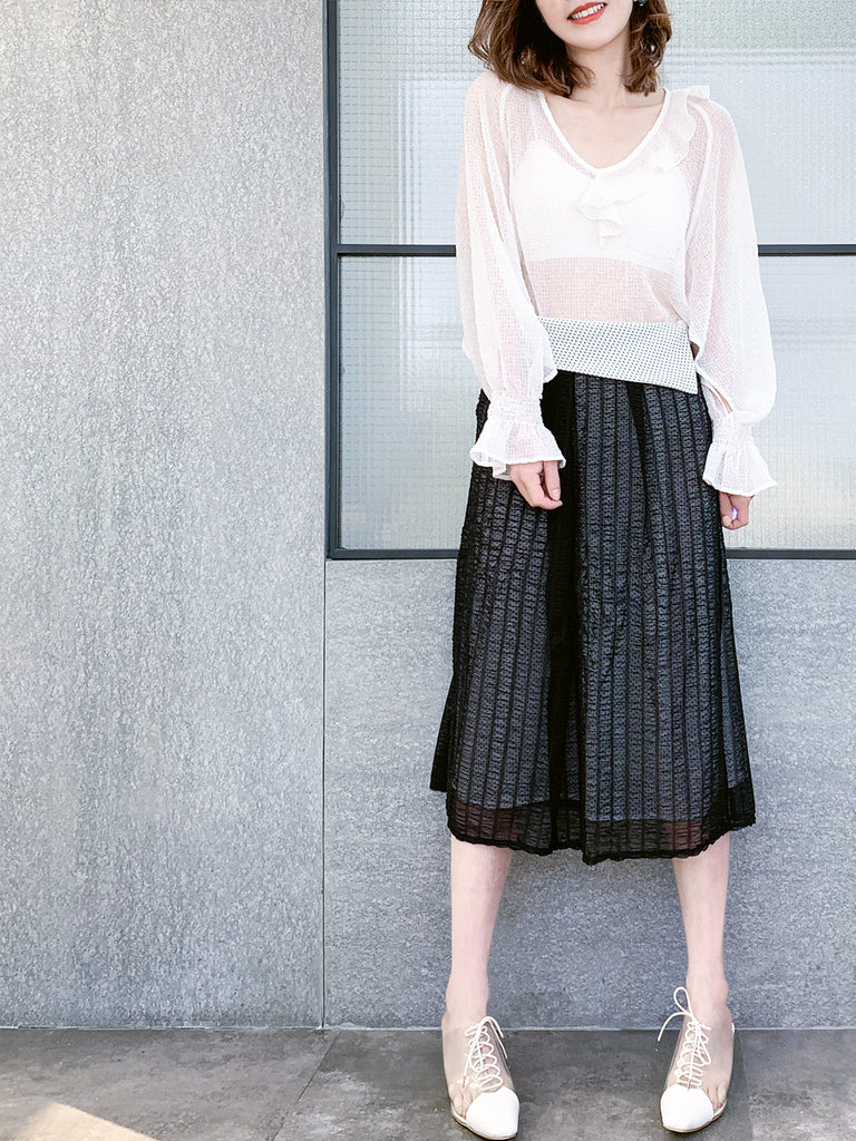 Surprise Sale! White Textural Pattern Slit Sleeve Satin Silky Ruffle Blouse