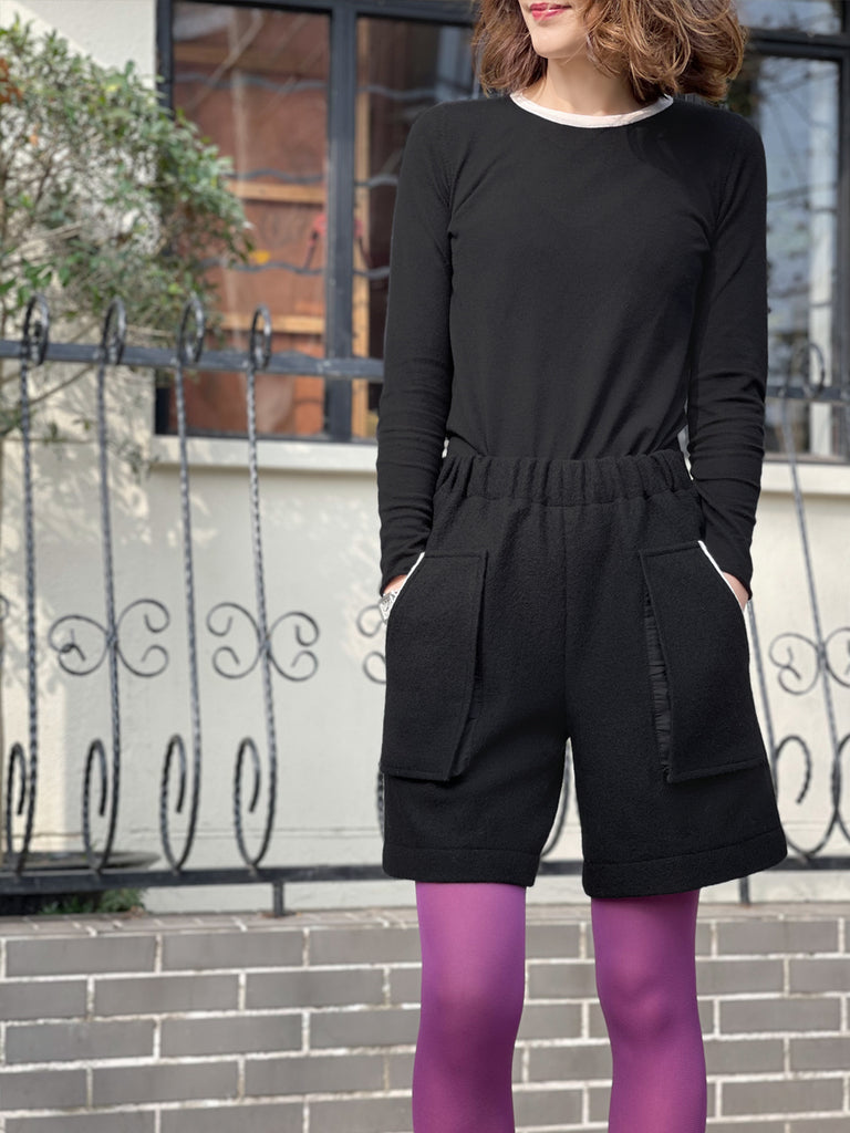 Surprise Sale! Black Elastic Waist Patch Pockets Wool Shorts