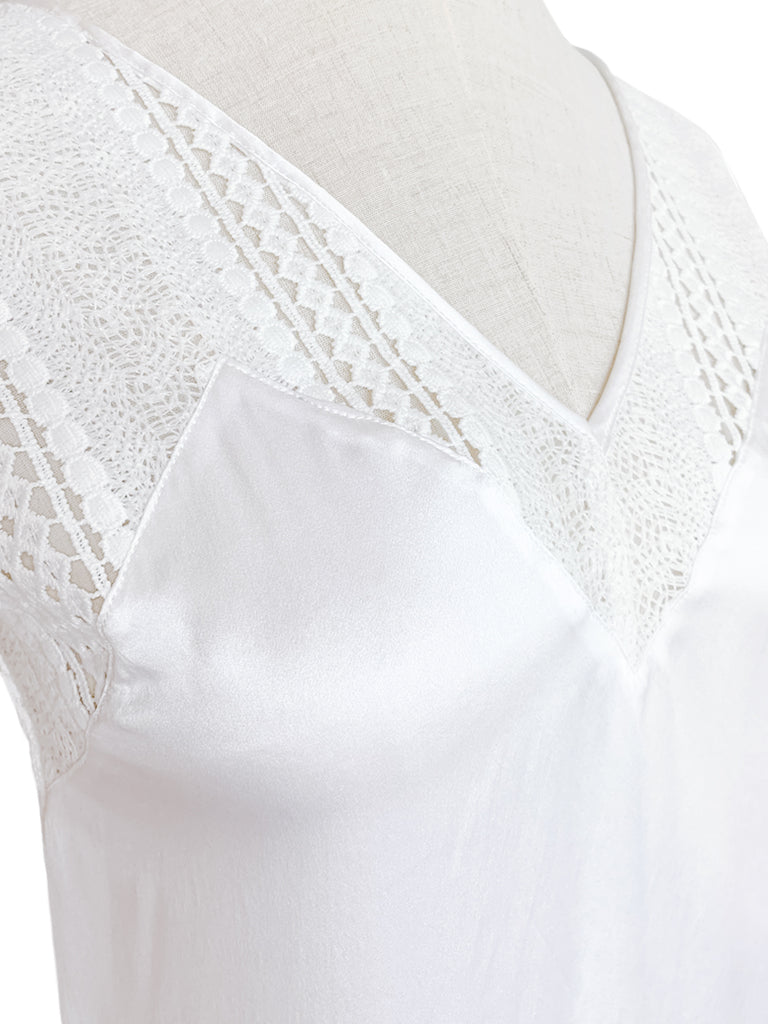 Last Chance! Pure White Embroidery Lace Back V-neck Silk Tank