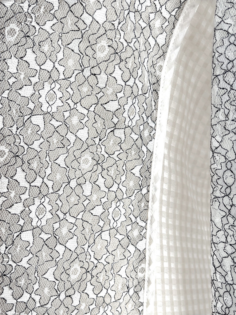 驚喜促銷!白色花朵荷葉袖口網狀蕾絲上衣