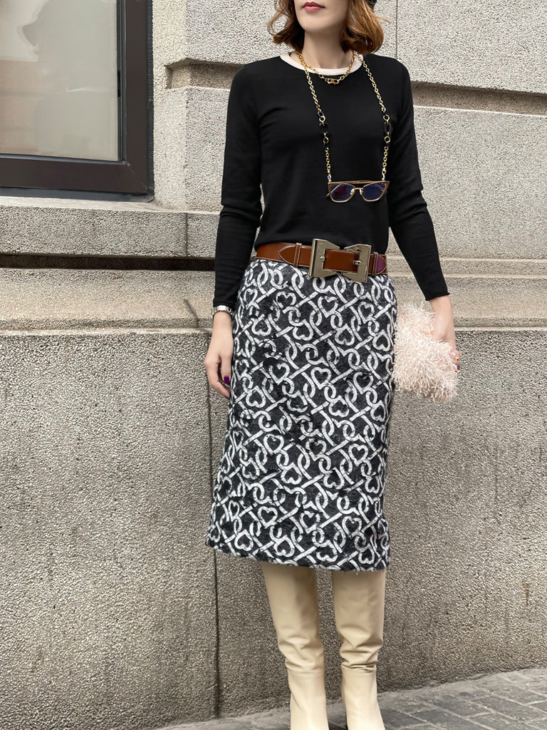 驚喜促銷!毛茸茸印花鉚釘後背褶襉直筒裙