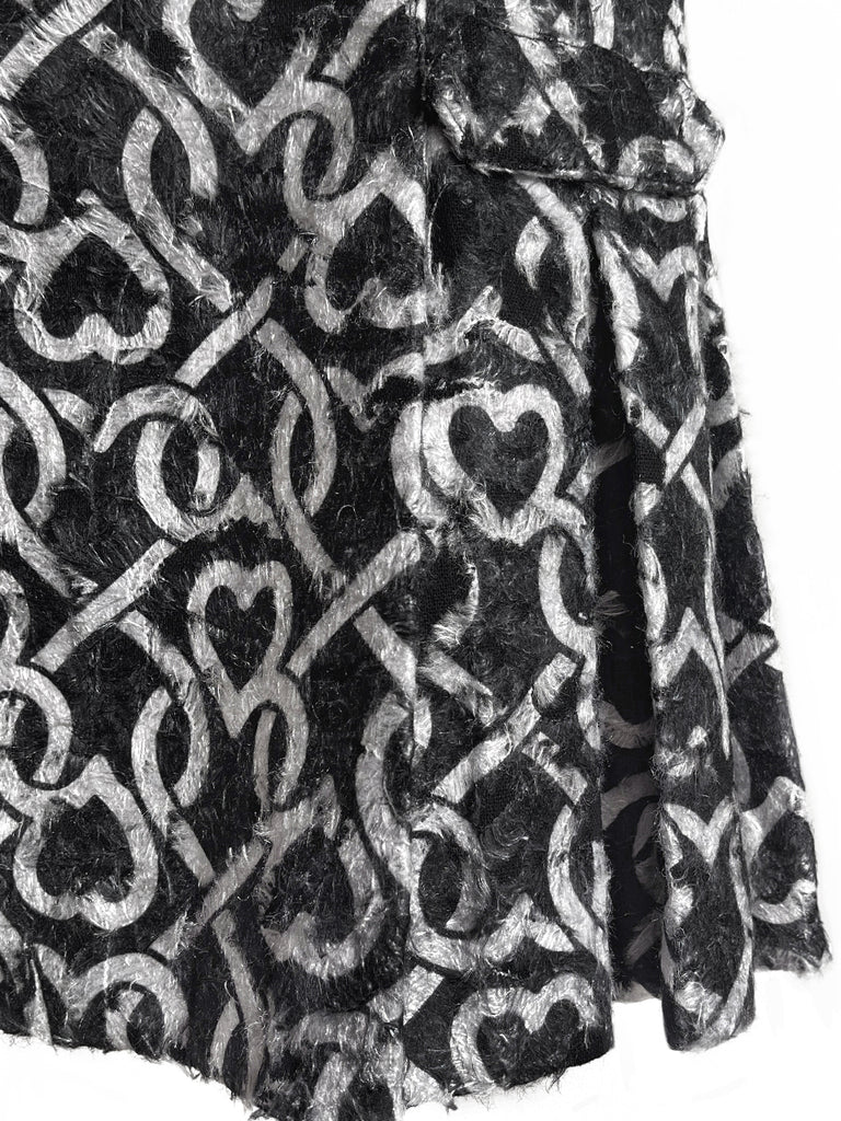 驚喜促銷!毛茸茸印花鉚釘後背褶襉直筒裙