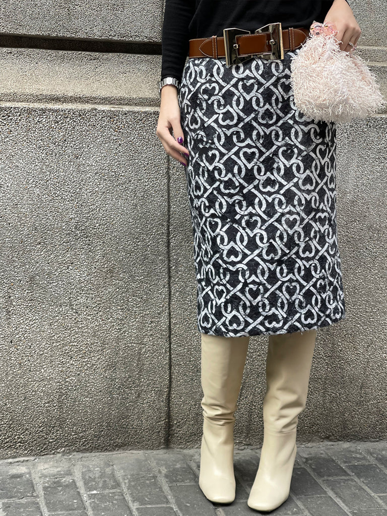 驚喜促銷!毛茸茸印花鉚釘後背褶襉直筒裙