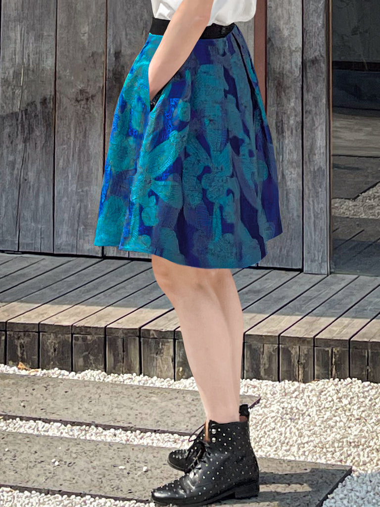 驚喜促銷!藍色印花 V 腰超喇叭提花裙