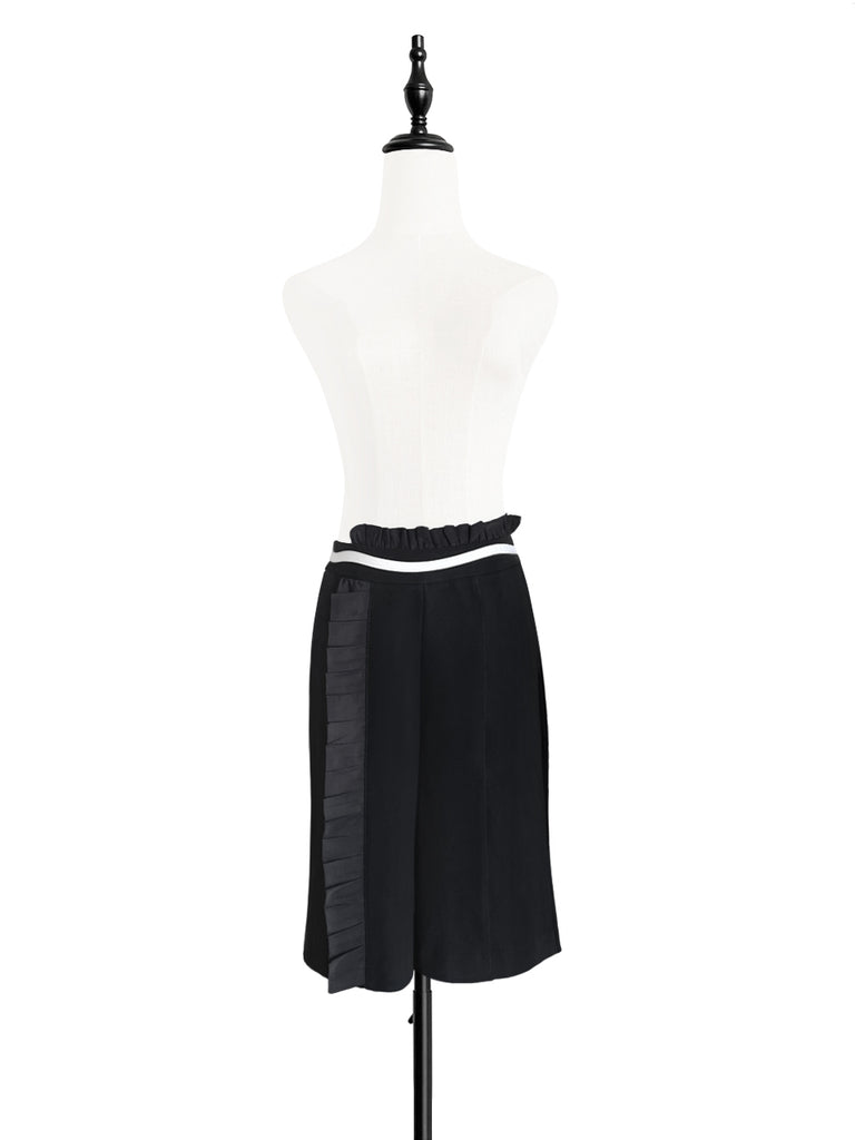 Surprise Sale! Classic Black High Waisted Tailor Ruffle Shorts