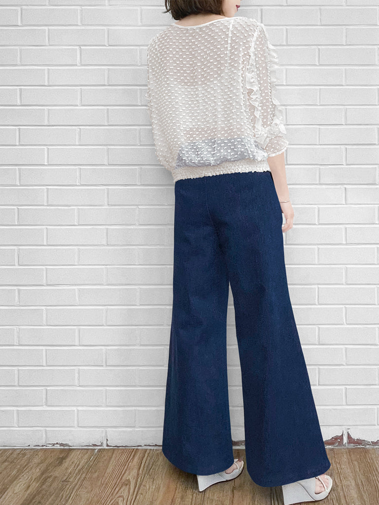 驚喜促銷!白色夾點荷葉邊抽褶下擺絲上衣