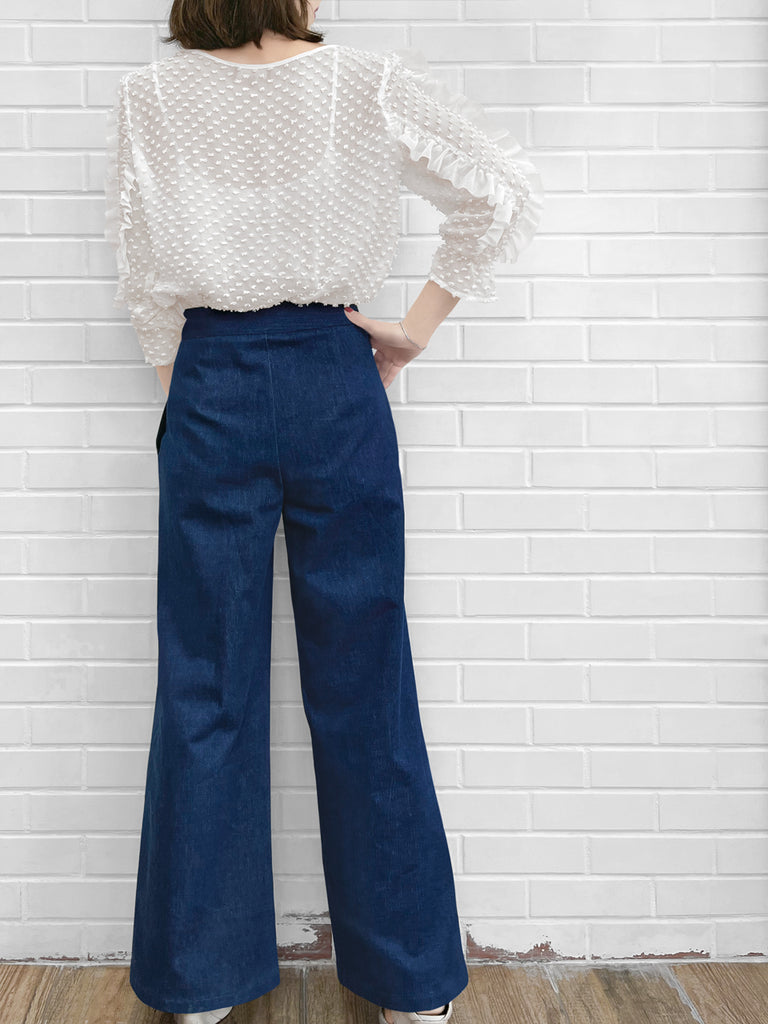 驚喜促銷!白色夾點荷葉邊抽褶下擺絲上衣