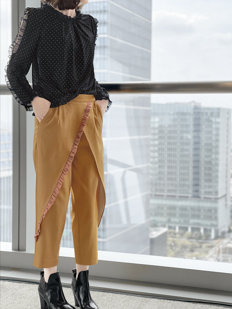 Surprise Sale! Dotty Ruffle Cut Out Sleeves Jersey Blouse