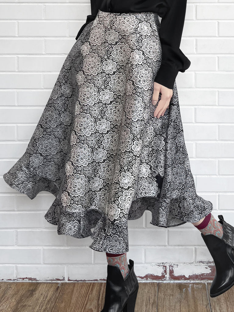 驚喜促銷!黑色漸層雛菊花園絲質羊毛半身裙