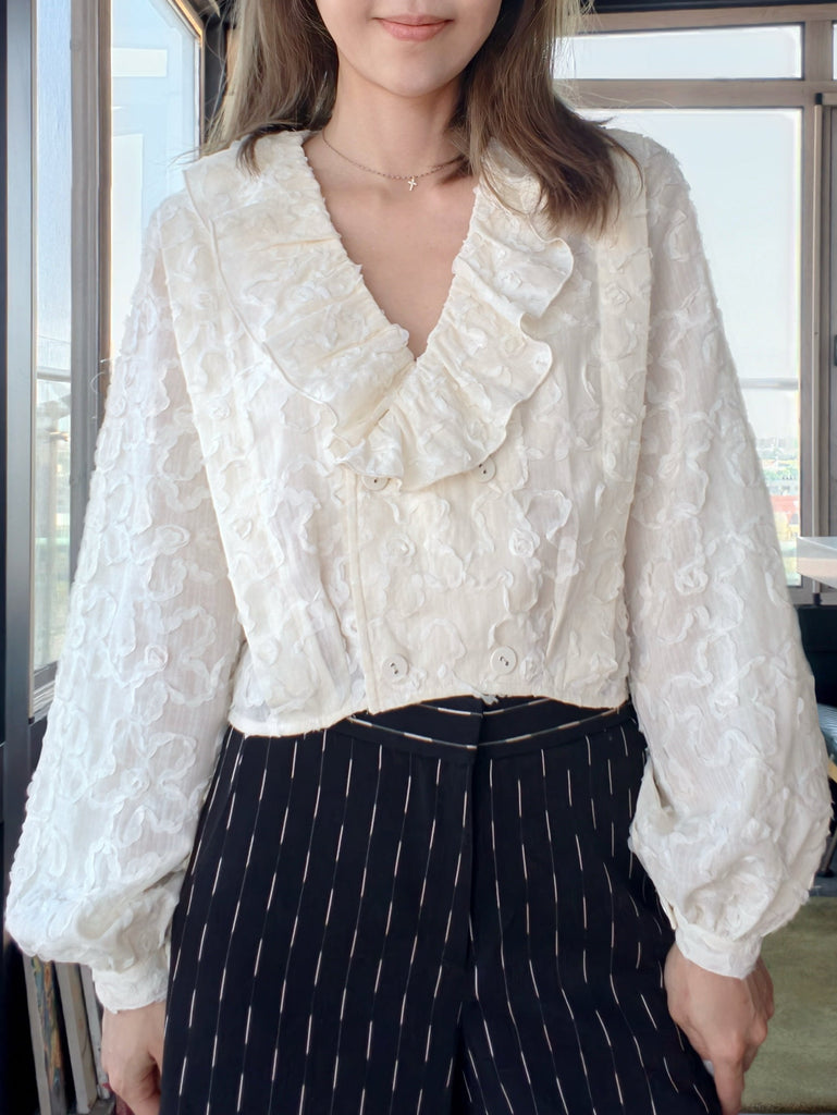 Embossed Floral Ruffle Collar Balloon Sleeve Wrappy Crop Blouse