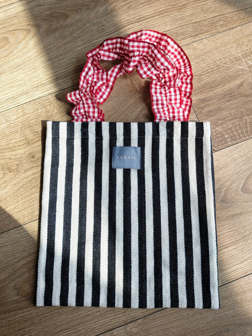 Limited Gift for purchase over HK$1000 – Whimsy Wonderland Stripe Shopper