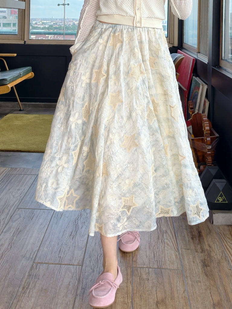 Ivory Floral Star Embroidered Mesh Elastic Waist Midi Skirt