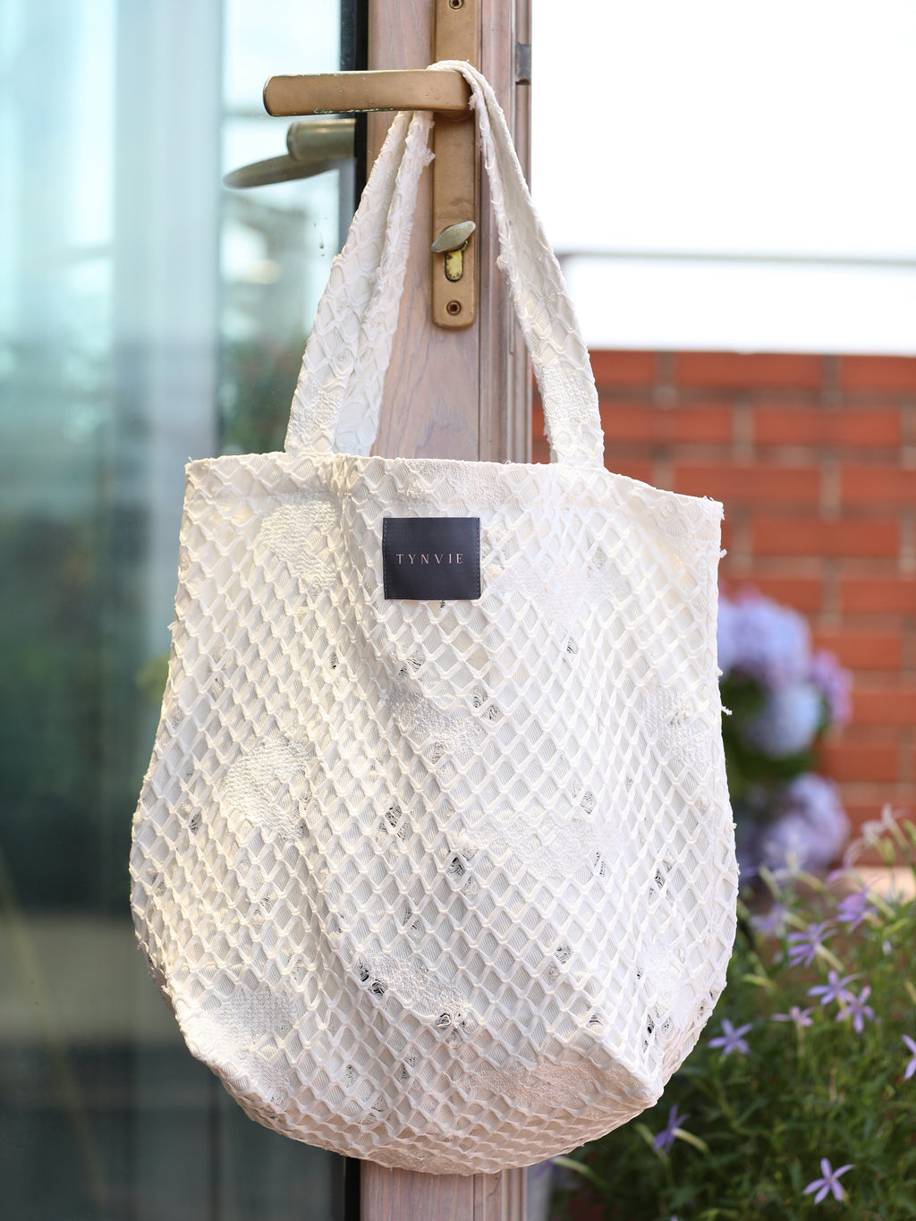 Limited Gift for purchase over HK$1300 - Lace Mesh Shopper