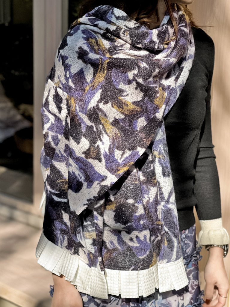 Surprise Sale! Purple Prints Wool-blend Pocket Detail Silky Ruffle Scarf
